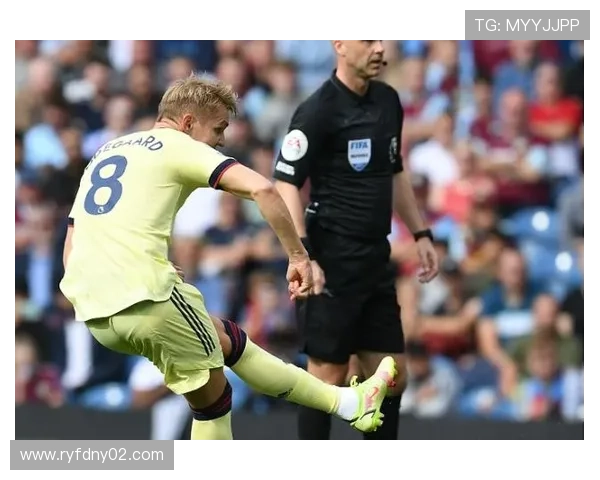 布莱克本智利射手近期状态回暖表现稳健