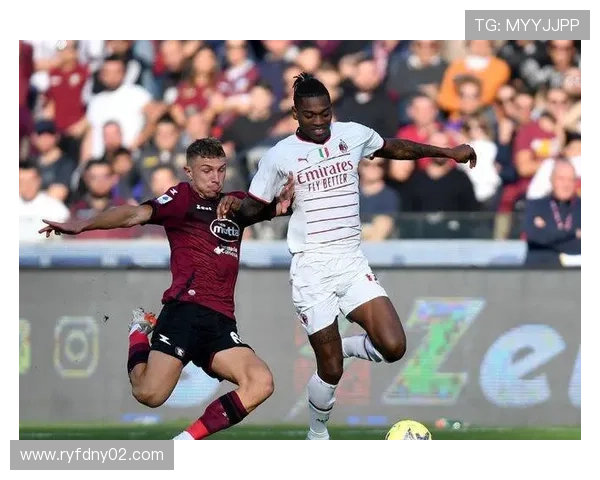 AC米兰复兴后表现波动，当前阶段是否面临发展瓶颈影响赛季走势