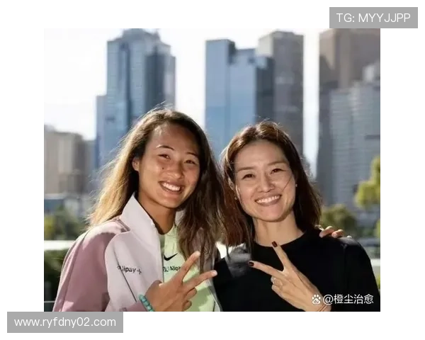 李娜赛场外穿的那身奢侈品牌，估计普通人一年的工资都买不起吧？